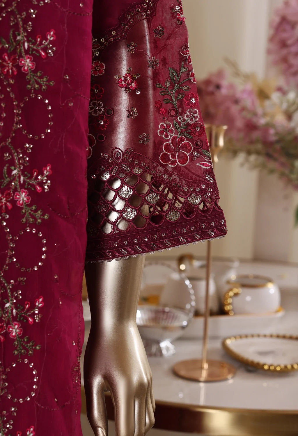 Binsaeed Plain Cotton 3 Piece Embroidered D2547