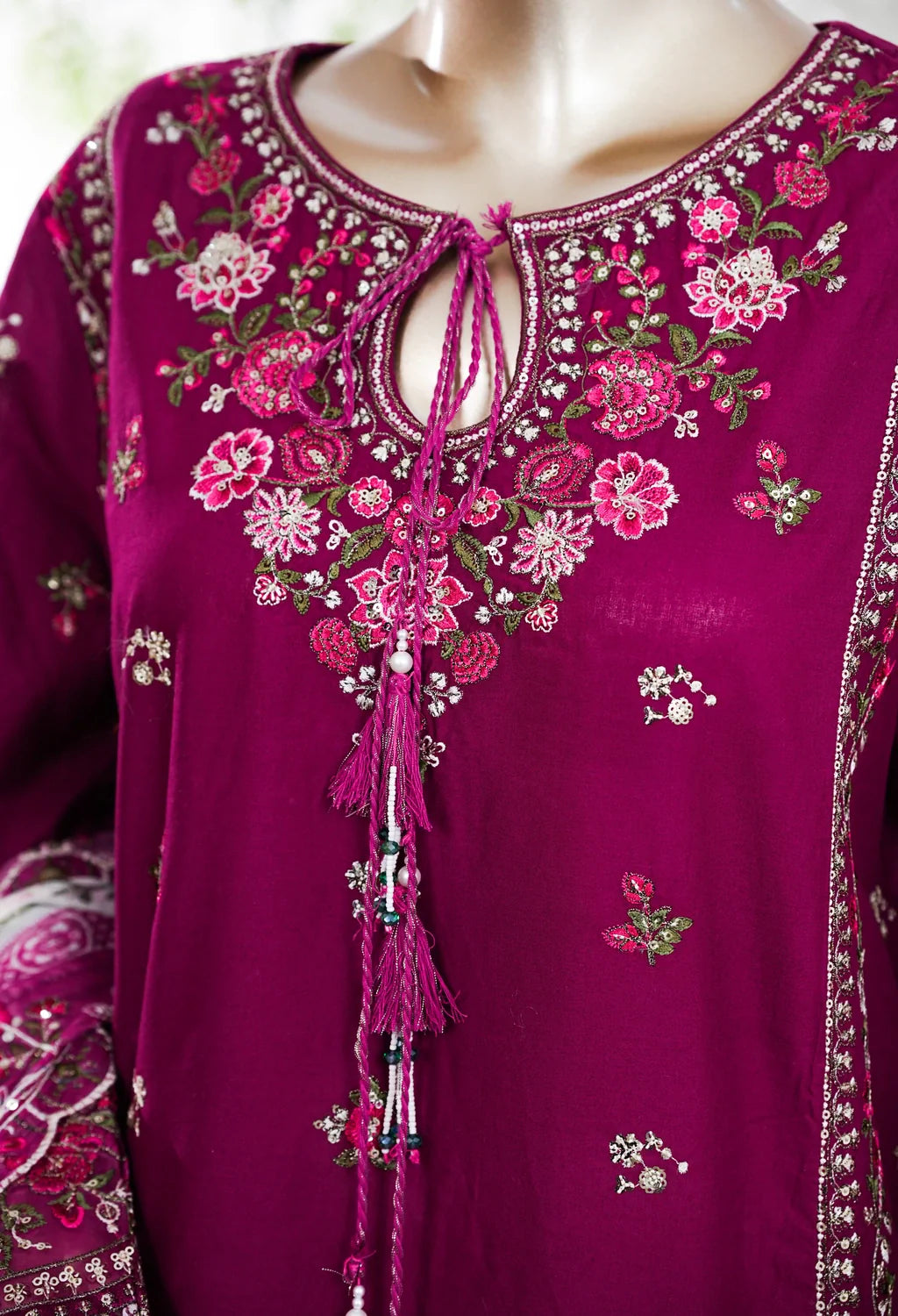 Binsaeed Plain Cotton 3 Piece Embroidered D2556